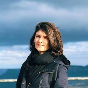 Meet your Posher, Loriane